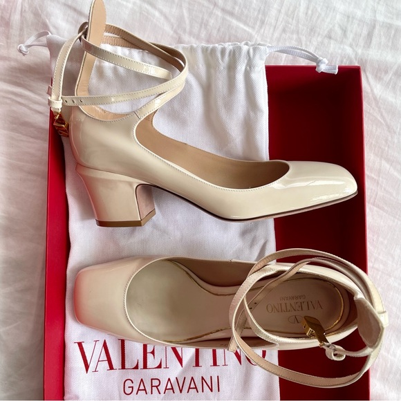 Valentino Garavani Tan-Go 60 patent-leather pumps, US size 6 / IT 36 - Picture 2 of 5